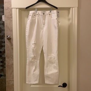 Abercrombie & Fitch White High Rise Mom Jean